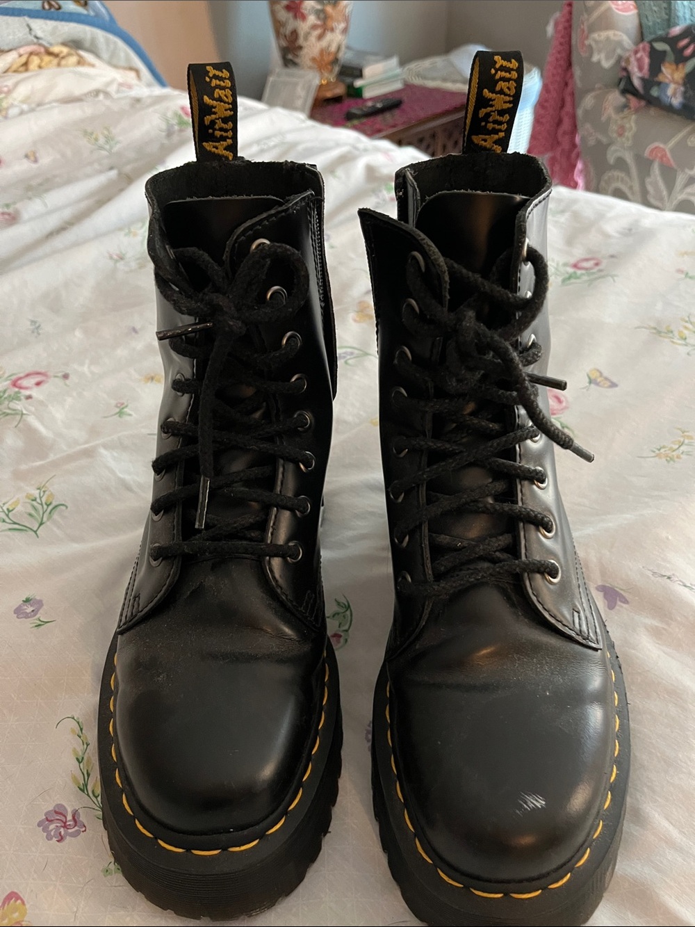 Dr. Martens Black Leather Lace-Up Platform Combat Boots Womens US7 EU 38